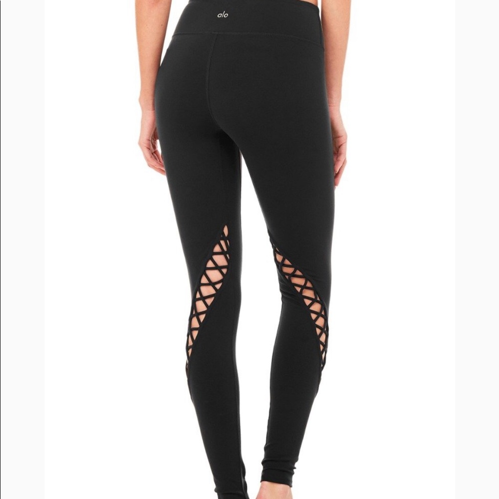 Alo Entwine Legging